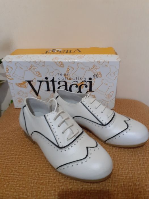 В школу ботиночки для девочки