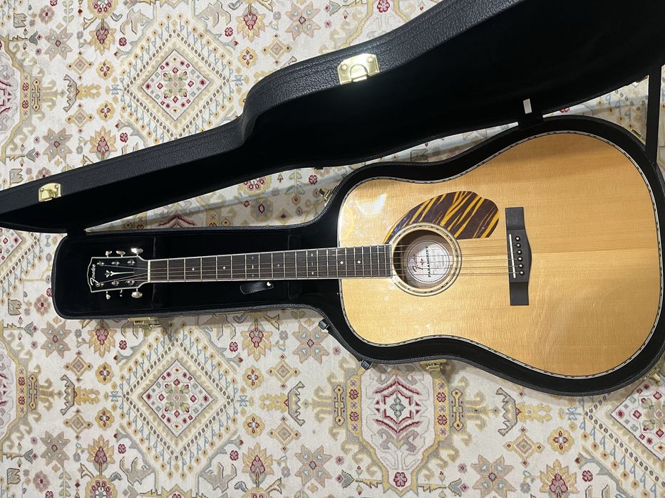 Гитара fender  paramount