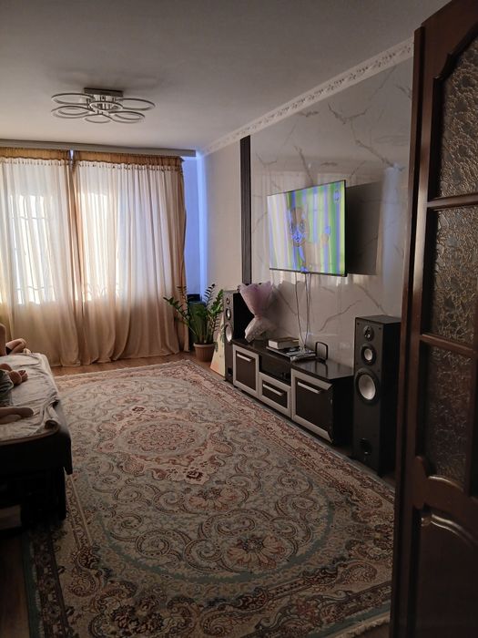 Сдам 3 комнату квартиру