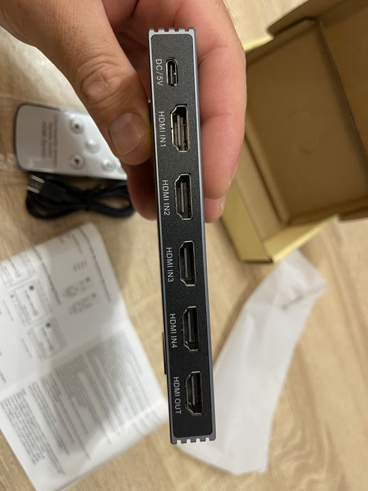 8K HDMI 2.1 Суич 5х1 (4K 120Hz/240Hz) за PS5 / Xbox Series X / PC – ЧИСТО НОВ