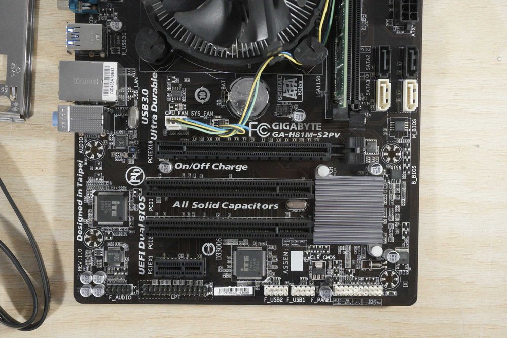 1150 bundle: H81m дъно + Pentium G3220 + 4GB DDR3 /вкл. ДДС
