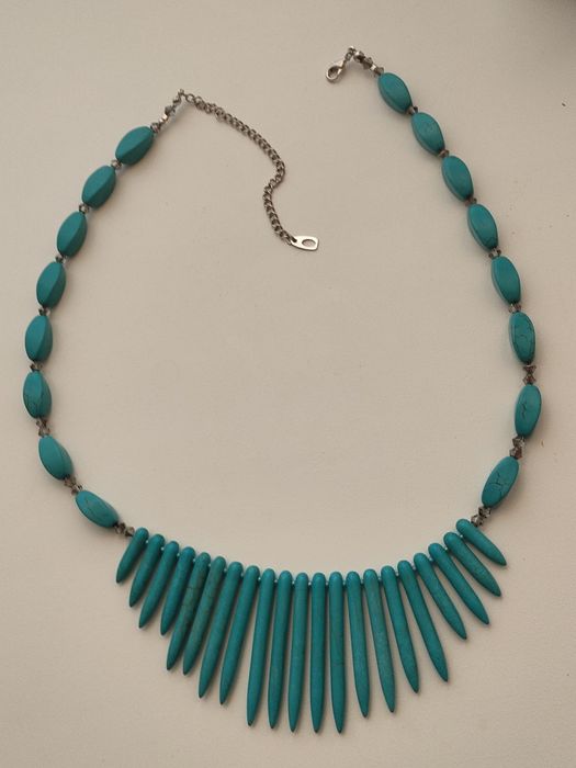 Колье из натуральных камней