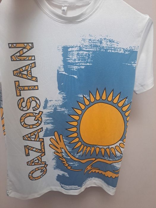 Продам одежду подростковую  по 2000