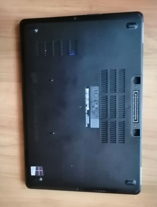 Лаптоп DELL Latitude E5270