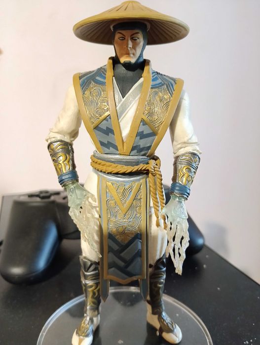 Фигура Mortal Kombat  Raiden Mezco Toys Rare15 cm
