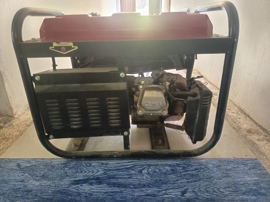 Generator benzina
