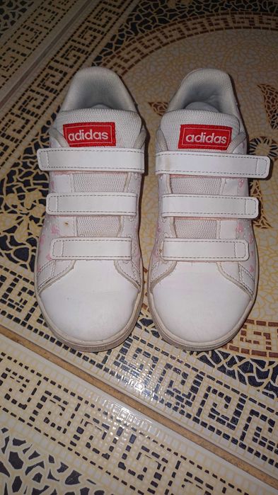 Запазени кецове Adidas