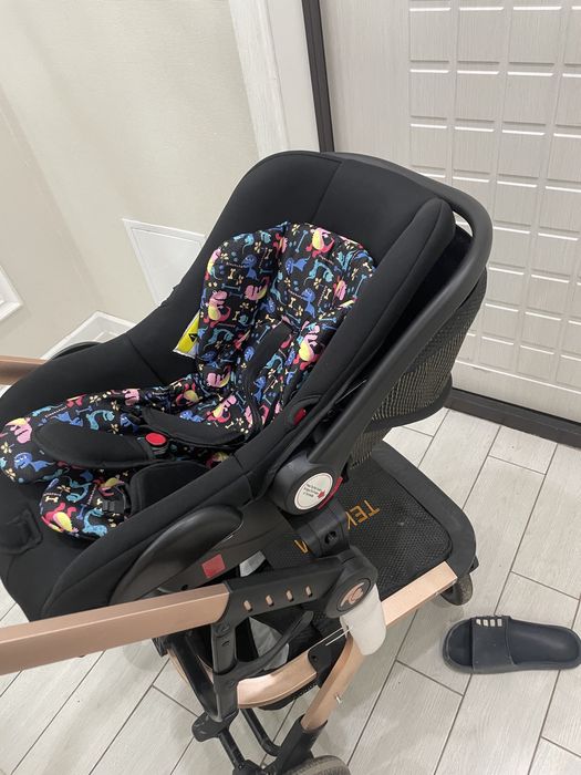 Детская коляска 3в1