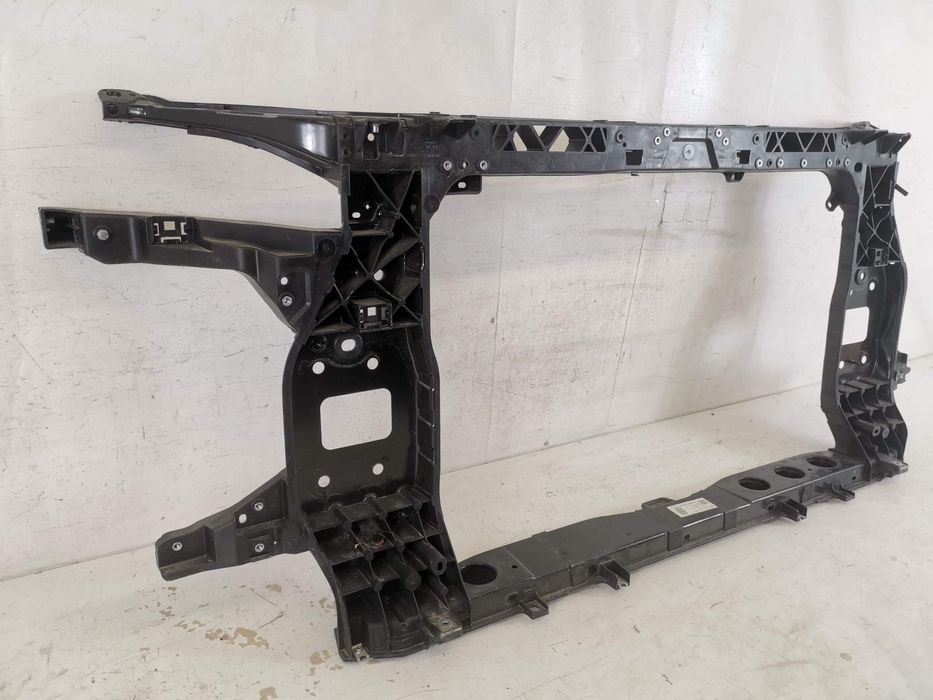 Предна траверса Хюндай Тусон / Hyundai Tucson Оригинална Повредена