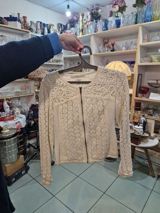 Продам женские пиджаки