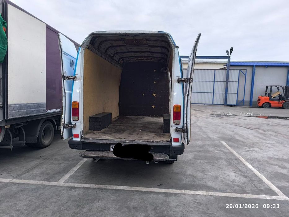 Мерседес спринтер 208 Д холати ало