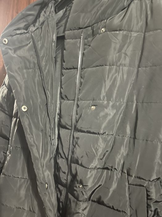 Две черни якета Benneton и Reserved