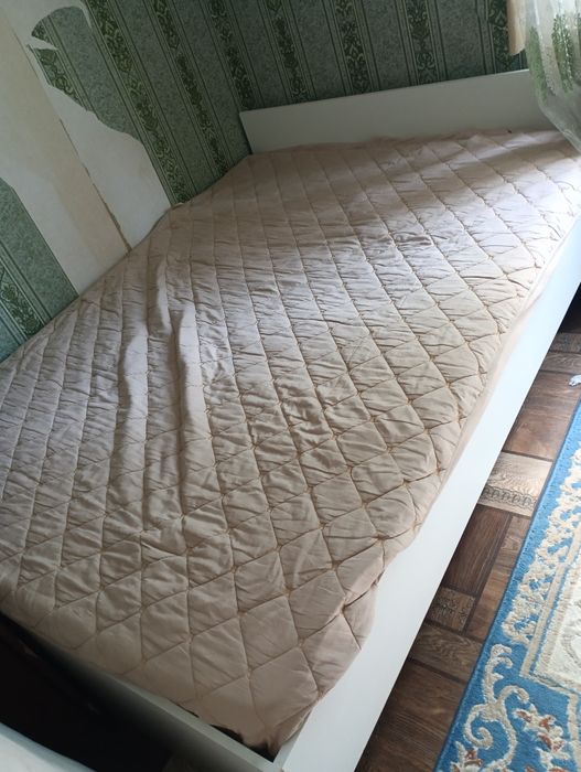 Кровать 140*200 размер