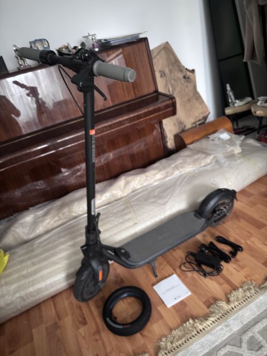 Электросамокат Ninebot бу