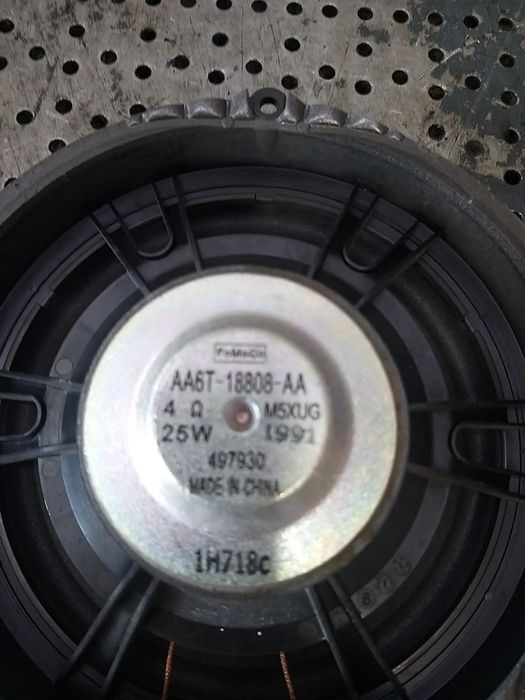 Boxa audio stanga fata ford focus 3 aa6t18808aa