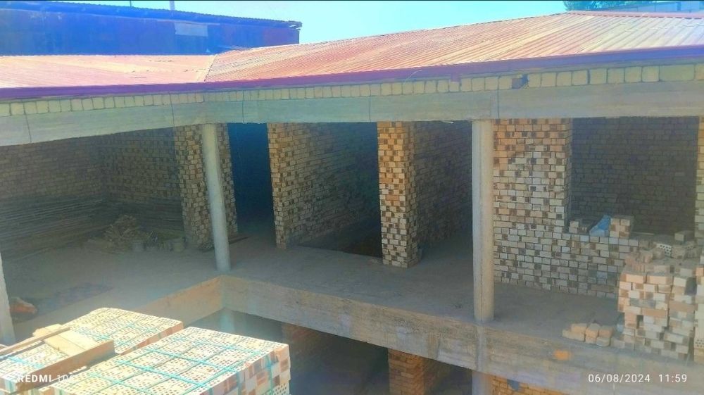 Uy sotiladi Keles (kottej)