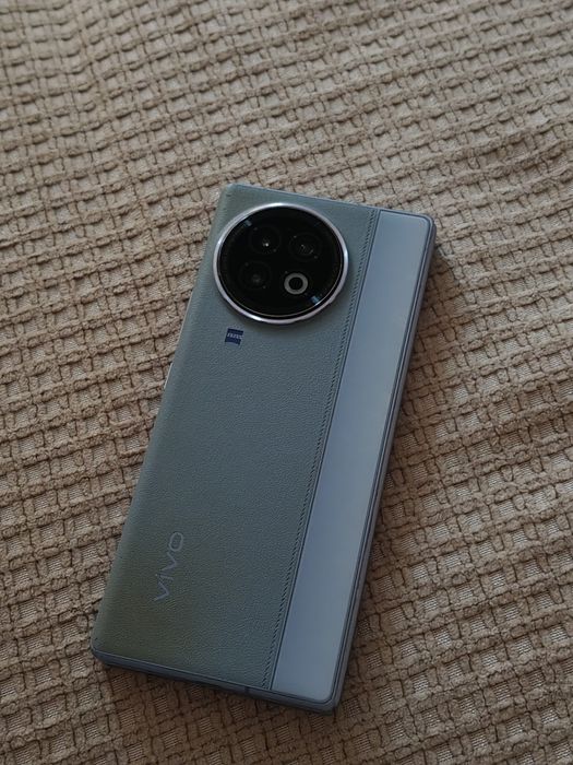 Vivo x fold2 продажа/обмен