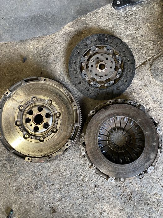 Комплект съединител пасат б7 2.0тди 2012г