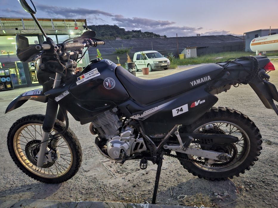 Vând Yamaha XT 600 E model 2001