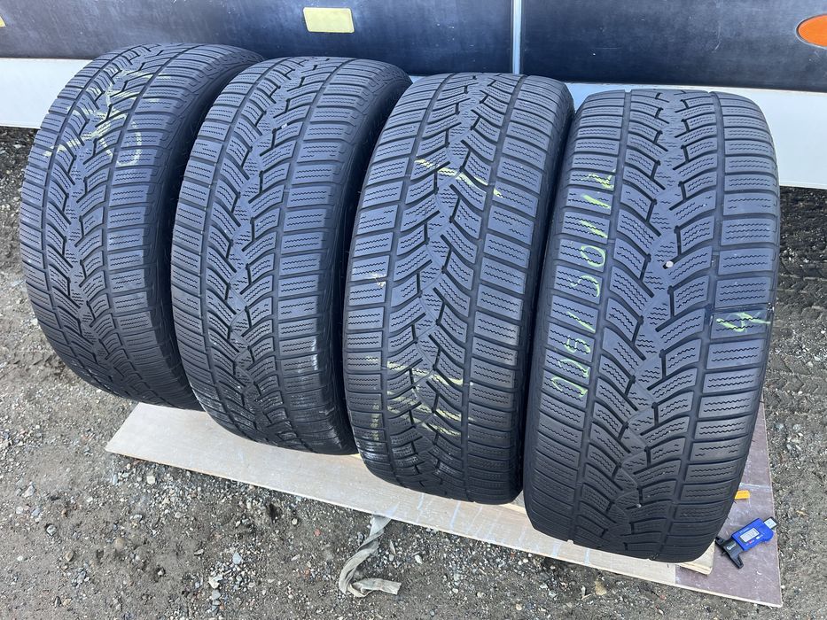 225/50 R17 de iarna M+S Runflat