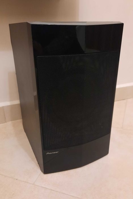 Pioneer-субуфър 3 ohms от домашно кино