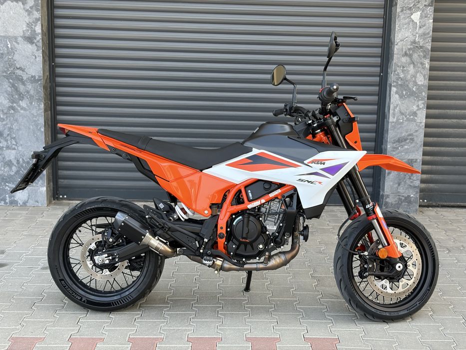 KTM SMC R 390 2026