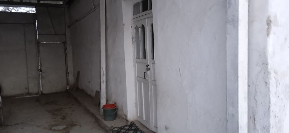 Ғиждувон шаҳар с.айний кўчаси 45-уй сотилади, мўлжал парк кўчаси