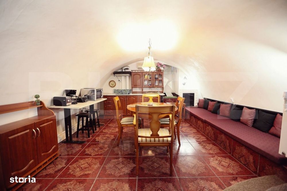 Apartament / spatiu comercial pe 3 nivele, ultracentral, 103 mp
