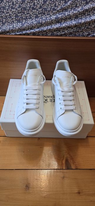 Alexander McQueen oversized sneakers Triple White 44