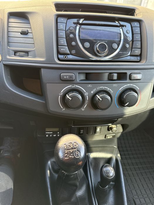 Toyota Hilux Тойота Хайлукс