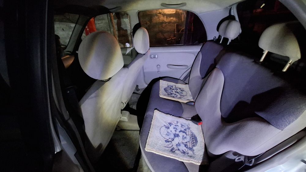 Продам Nissan Micra 2002 года