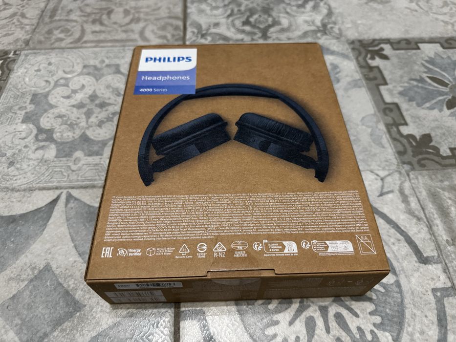 PHILIPS  Wireless speaker + Headphones Нови