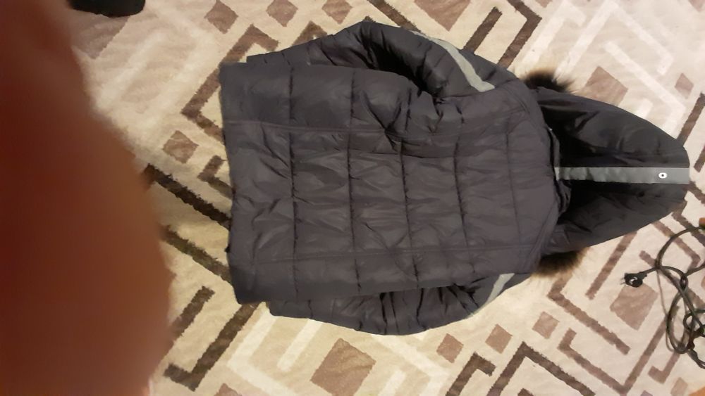 Детский пуховик..