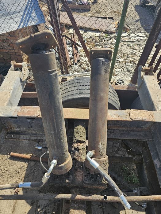 Цилиндри за ПТС-9-12
150лв/бр.