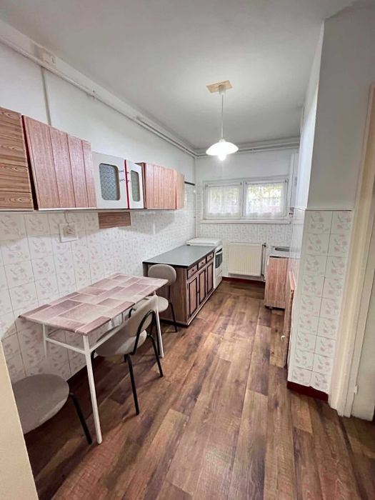 Apartament de inchiriat