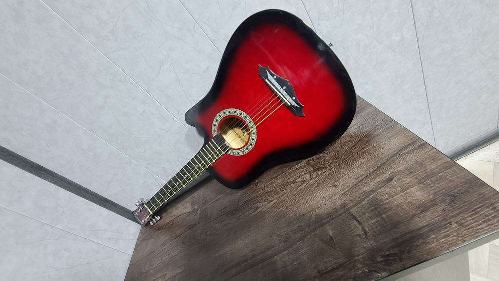 Akustik gitara masla