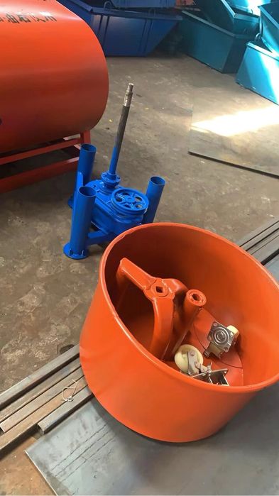 Бетоносмеситель на 200 литров