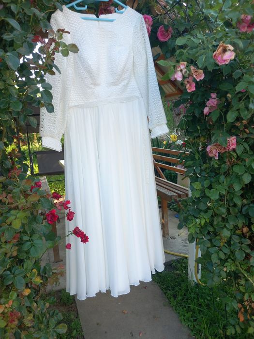 Rochie de nuntă .