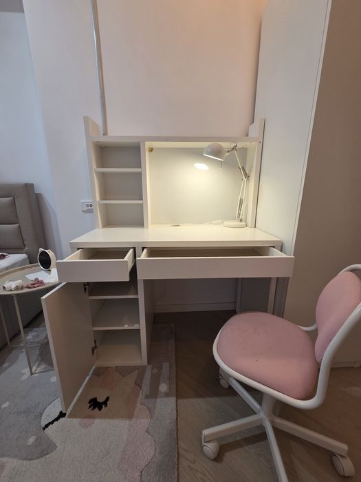 Birou copii Micke Ikea + scaun + veioza