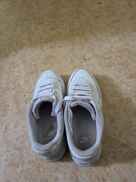 Дамски обувки ( кецове и маратонки)