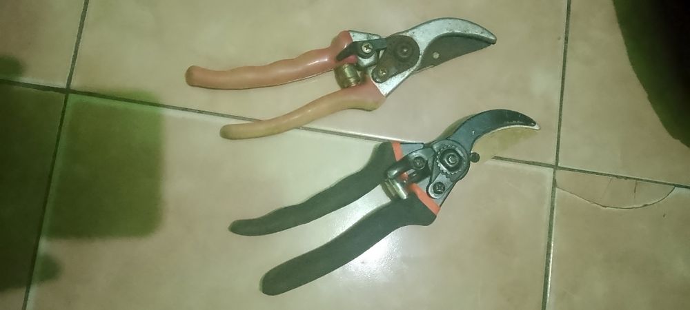 Продам секаторы в отличном состоянии