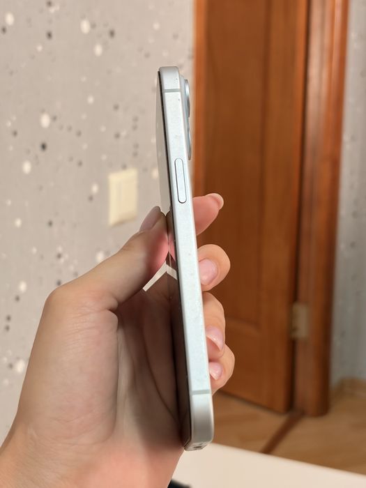 IPhone 15 на 256гб