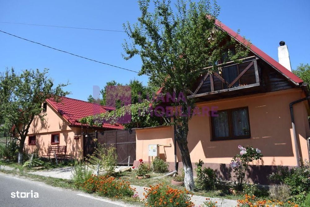 Casa individuala de vanzare in Nucet | Rosia | teren 747 mp | livada,