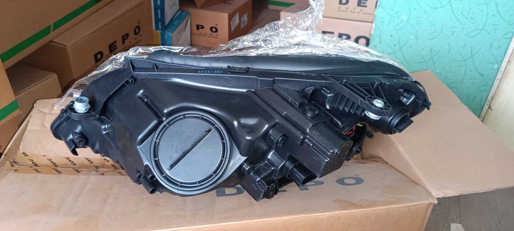 Фар Електрически Мерцедес