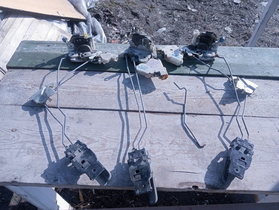 Запчасьти на Ниссан Примера