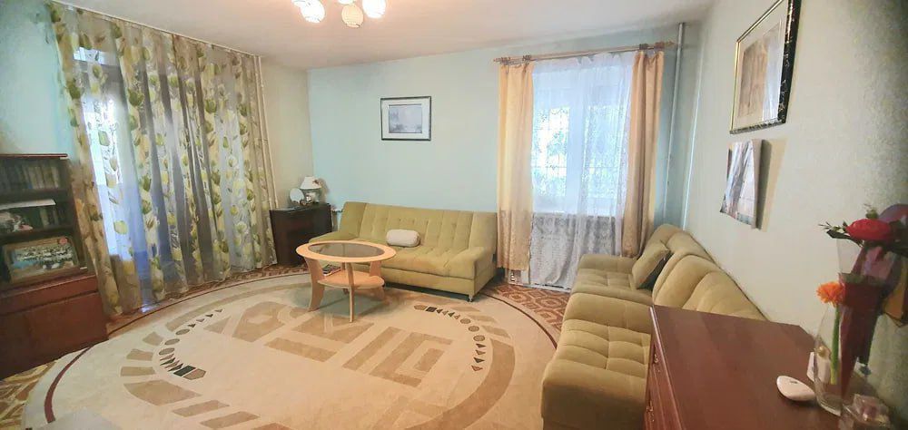 Ц-7. 1/1/4. 45м² балкон 2×6. Меб+тех. С парковкой.Z