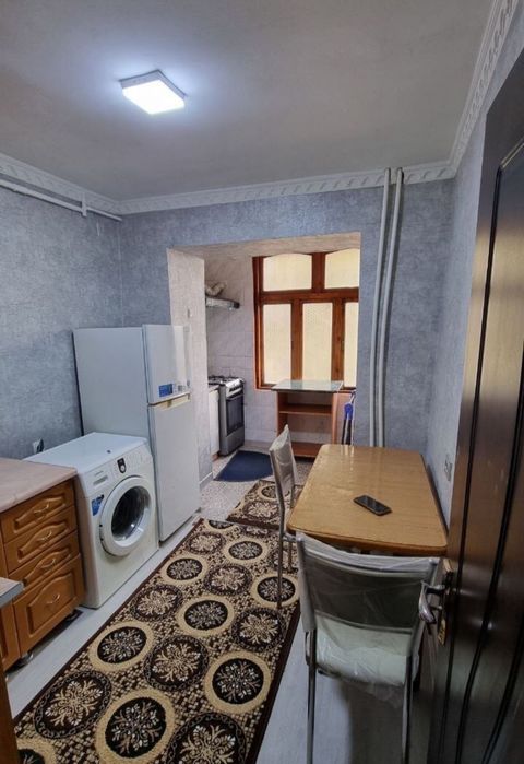 Аренда квартиры 2/2/5 метро Буюк Ипак Йули. Максим Горький. Саехат гос