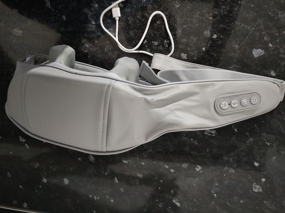 Массажёр 8 D  для шеи, плеч и тела