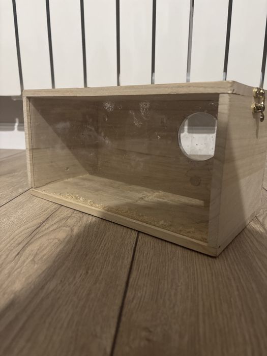 Домик для птиц хороший птицы заходили