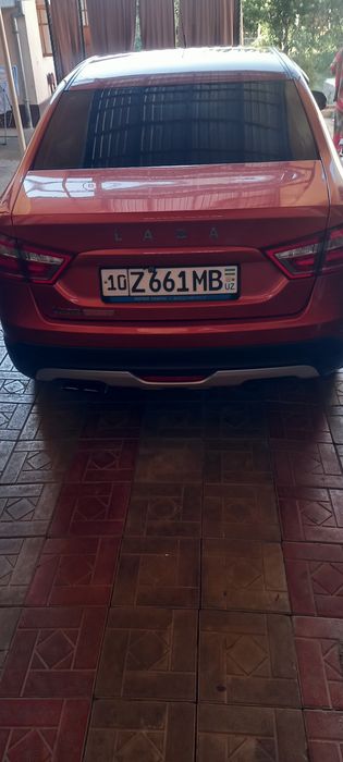 Lada vesta sotiladi